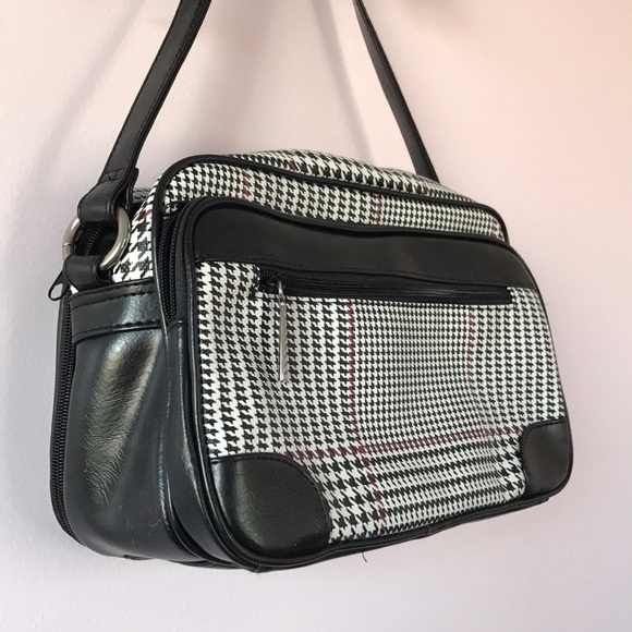 NWOT Houndstooth Cross Body - Picture 8 of 8